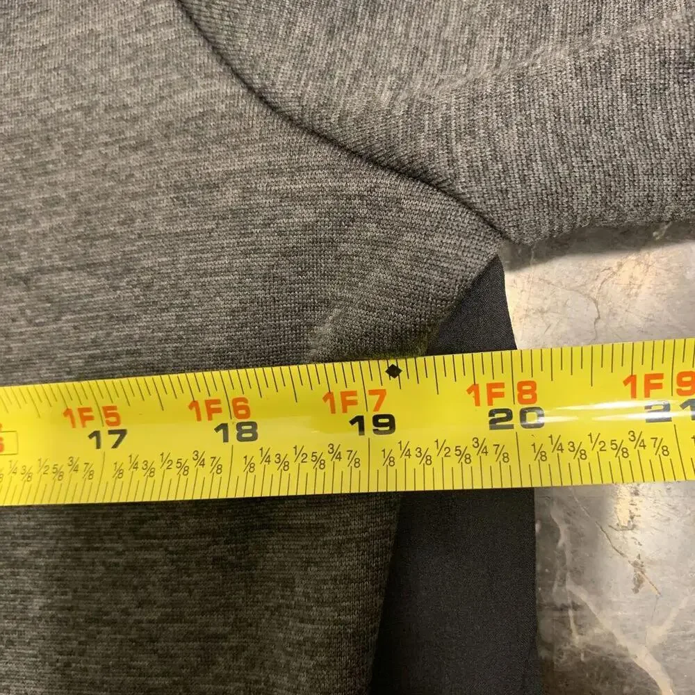 Under Armour Titans Shirt Size SM Cool Gear Gray long Sleeve-8 - Picture 8 of 8